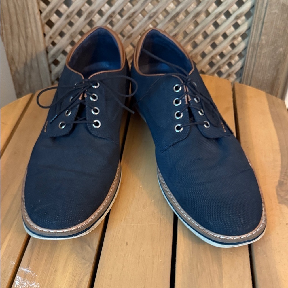Source Unknown Men's Navy Lace-Up Loafers